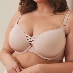 48C Size Torrid XO Plunge Push-Up Bra Underwire